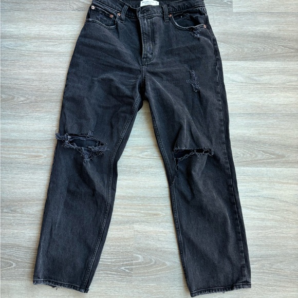 Abercrombie Black 90’s Straight Ultra High Rise. Extra short. Size 29. - Picture 3 of 5